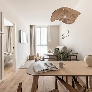 https://apt-lbere-mlaga-trinidad.1costadelsol.com